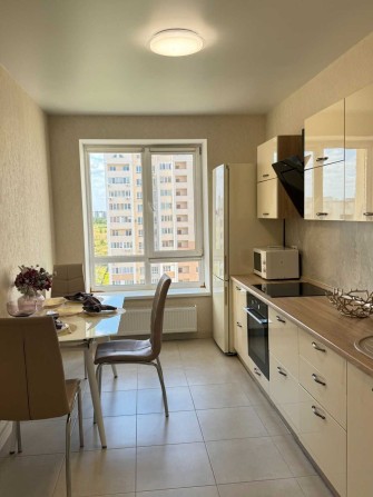 Оренда! Простора, шикарна 2к квартира, якісний ремонт.ВИГІДНА ЦІНА!!! - фото 1