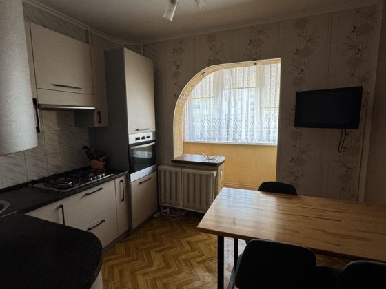 Оренда 2-ох кімнатної квартири . Район Піщаного масиву Шкаровка