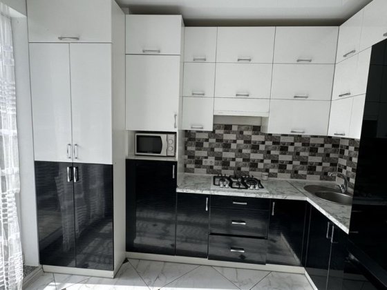 Оренда квартири від власника Геройв Майдану 19-а Зубра