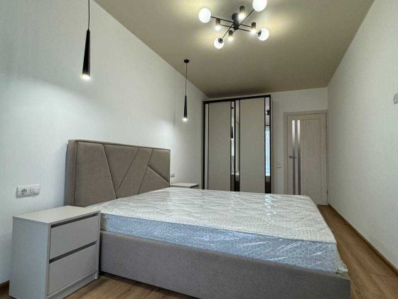 Оренда 1кім.квартири+кухня студія вул. Карла Мікльоша Зубра