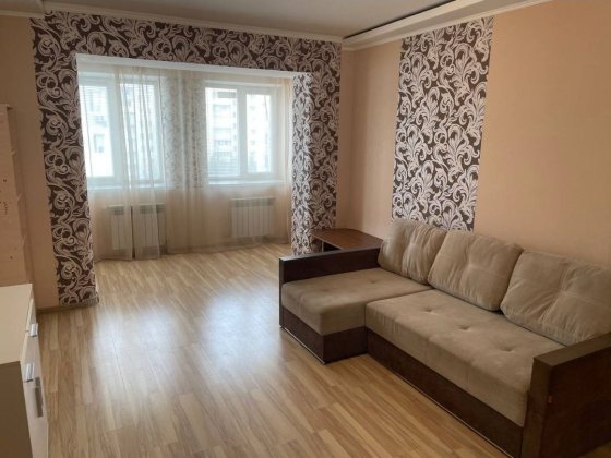 Сдам 1кв. Академика Сахарова 24 Ліски