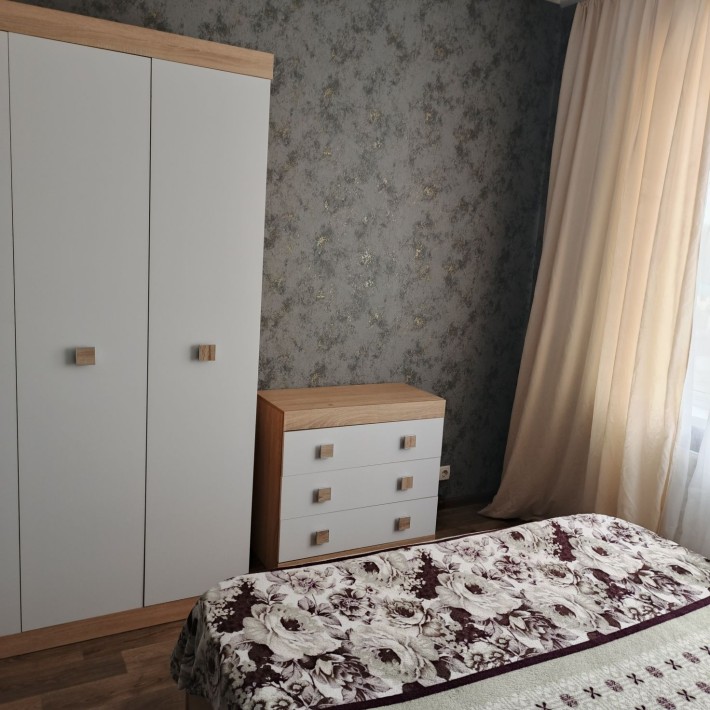 Сдам 1 комнатную квартиру  Радужный массивй - фото 1