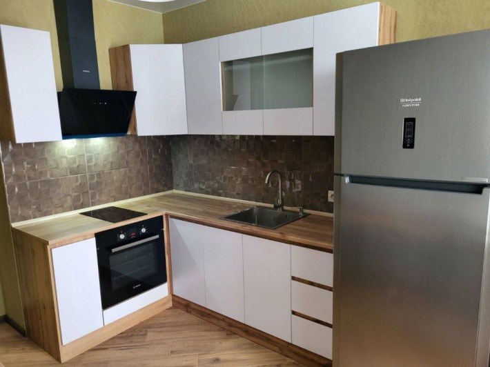 Сдам Акварель 2 Таирова 1 комнатная с балконом Стильная - фото 1