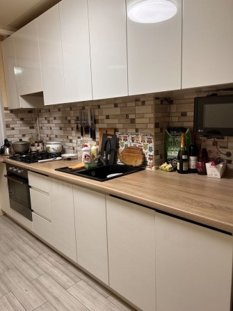 Сдам 2-х комнатную квартиру на Бочарова - фото 1