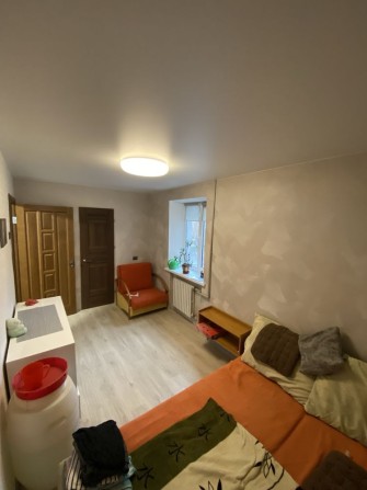 Сдам 2 комн квартиру на Днепрострое - фото 1