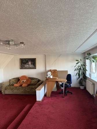 Здаю кімнату/ частину будинку дівчині - фото 1