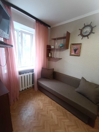 Здам хорошу кімнату в гуртожитку в центрі міста. - фото 1