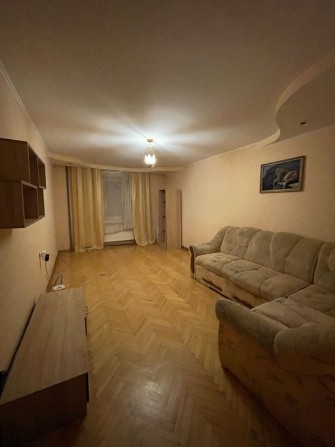 Підселення для дівчини Окрема кімната вул. Пулюя БЕЗ КОМІСІЇ - фото 1