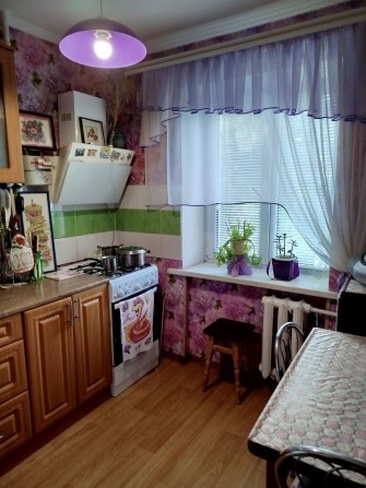 Сдам комнату в 2 х комнатной квартире,проживание с хозяйкой,,девушке - фото 1