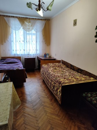 Оренда ліжко-місця в квартирі. Р-н ТРЦ Чайка - фото 1