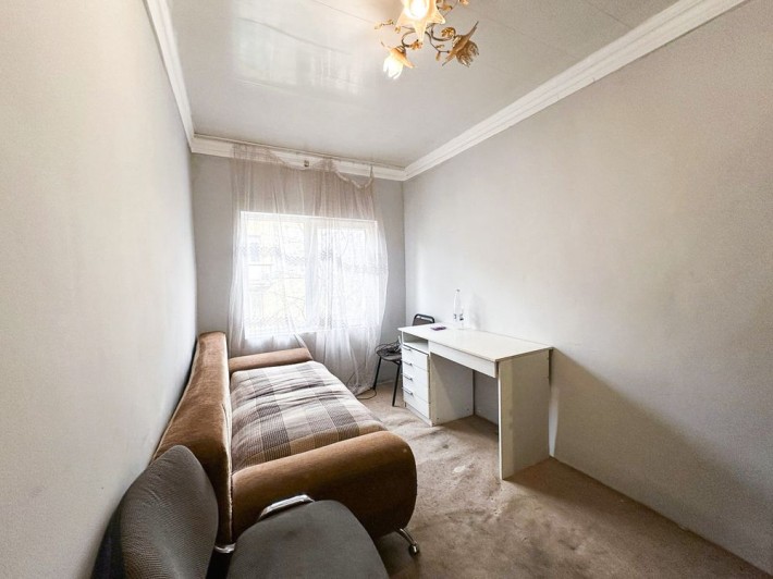 Здається кімната в гуртожитку. Провулок Герцена - фото 1