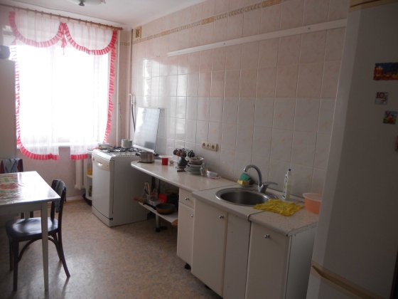 Кімната в 3-к квартирі, вул. Петропавлівська для дівчини Суми