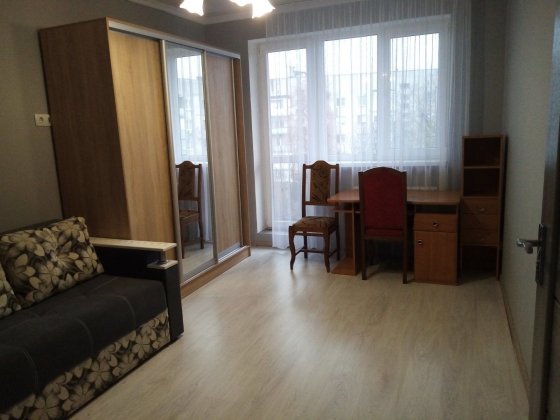 Здається в оренду кімната для дівчини  без власників Ужгород