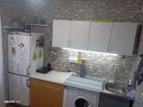 Сдам Комнату в 2-е .без комиссии  УЛ. РАДУЖНАЯ Киев