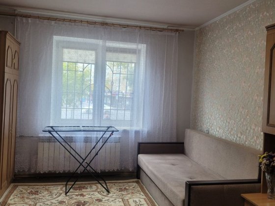 Сдам комнату в 3х комнатной квартире