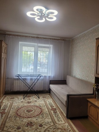 Сдам комнату в 3х комнатной квартире - фото 1