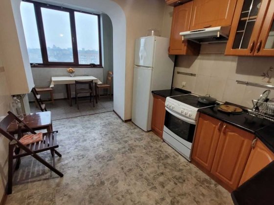 Сдам кімнату Подільський р-н Куренівка вул Садовського 12,для дівчини Киев