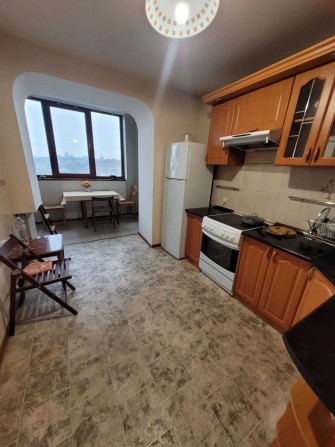 Сдам кімнату Подільський р-н Куренівка вул Садовського 12,для дівчини - фото 1