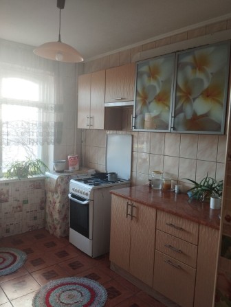 Здам, Кімнату в квартирі без власників.Зодчих. - фото 1