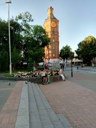 Сдам комнату. Центр. Хозяин. Подселение для парня. - фото 1