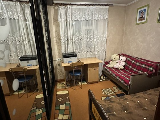 Здам кімнату  в 4х кімнатній квартирі з власником Житомир