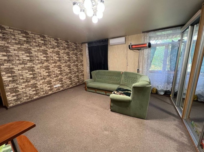 Сдам 3 комнаты в 5-комн квартире можно военным - фото 1