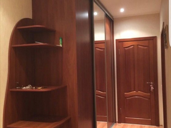 Кімната-студія (довготривала оренда для дівчини) терміново Київ