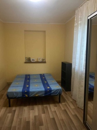Оренда ізольованої кімнати,  в трьох кімнатному обобняку. - фото 1