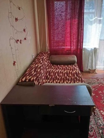 Здам в оренду кімнату біля Дарницької площі. Без господарів. - фото 1