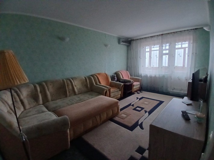 Сдам комнату в квартире с хозяйкой пр. Мира, ул. Театральная! - фото 1