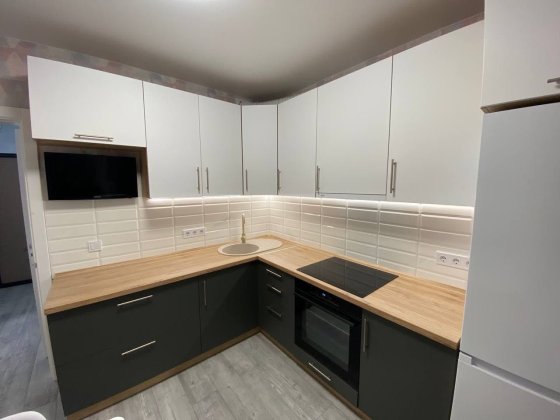 Шукаю дівчинку з якою могла б розділити житло та студентське життя. Киев