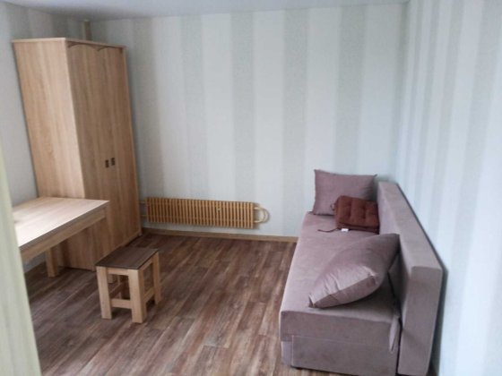 Сдам гостинку Гвардейцев Широнинцев, возле метро Академика Павлова Харків