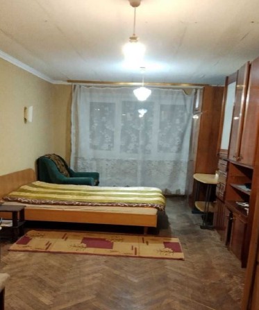 Комната в семейном общежитии  метро Харківська, Дарницкий - фото 1