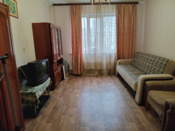 Здам в оренду 1 велика кім (в 3-кім квартирі ) вул. Милославська,35 Київ