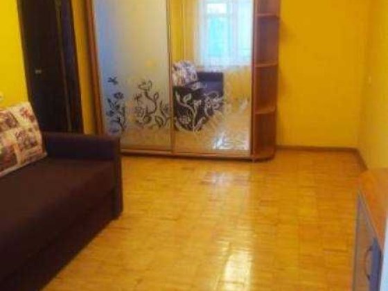 Здам комнату д1вчин1 м.Лукьян1вська Татарська 36/Евро//з хоз/з 19.11 Київ