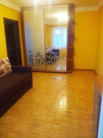 Здам комнату д1вчин1 м.Лукьян1вська Татарська 36/Евро//з хоз/з 19.11 - фото 1