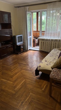 Здається кімната в 3-кімнатній квартирі - фото 1