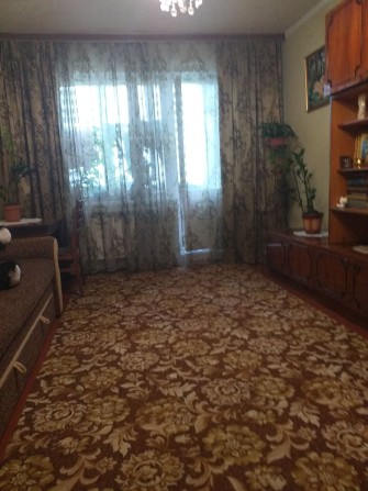 Здам кімнату для дівчини/ жінки проспект Корольова від власниці. - фото 1