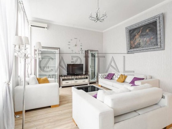 2 окремі кімнати!Світло не вимикають!Затишна квартира з ремонтом,Центр Киев