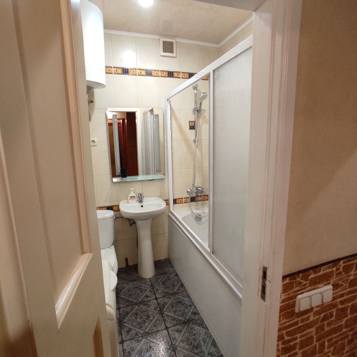 Сдам кімнату у квартирі - фото 1