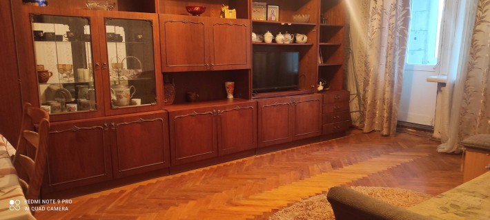 Сдам 1 комнату в трехкомнатной квартире. - фото 1