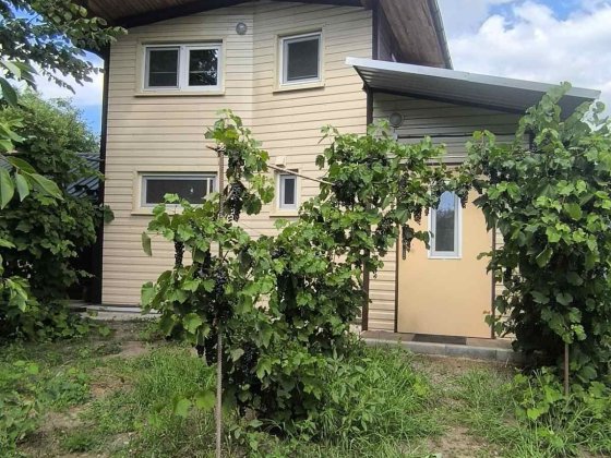 Здається будинок з усіма зручностями.Лазня,альтанка,мангал,водойма. Светловодск