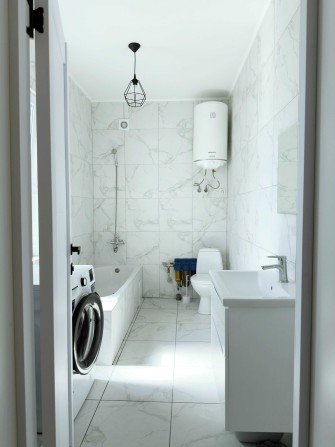 077 сучасний будинок з басейном альтанкою в Борисполі - фото 1