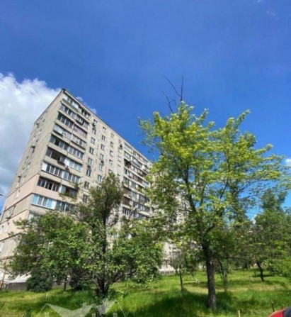 Продаж 2-кімнатної квартири по вул.Лук'яненка Левка (Тимошенко), 2б - фото 1