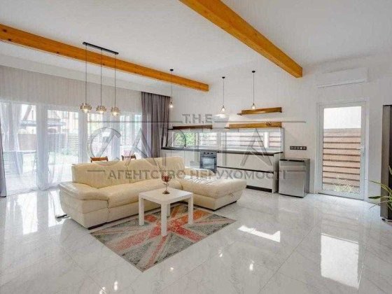 Лівебережна Будинок біля метро 150 кв.м Світло є Киев