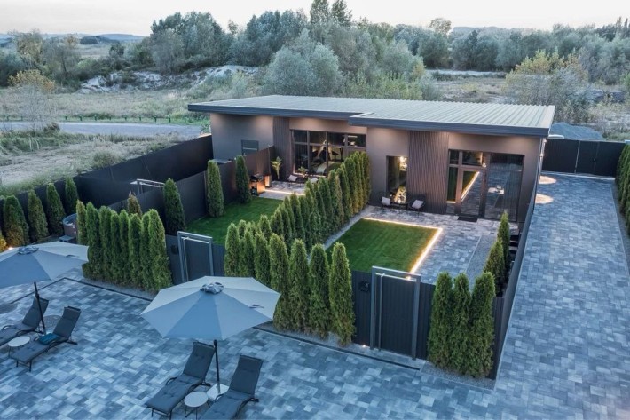 Подобова оренда будинку, басейн, чан, джакузі. - фото 1