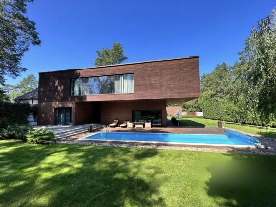 Современный элитный дом со спа комплексом Киев