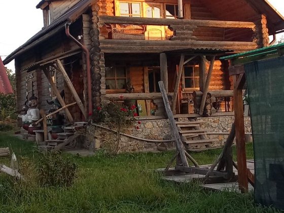 Будинок зруб біля річки,для сімейного відпочинку Гнивань