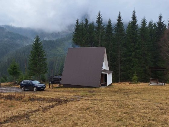 Ніч в Карпатах 2 Житло подобово в Карпатах біля озера Синевир. Синевирская Поляна