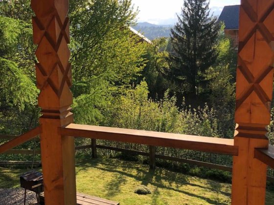 Відпочинок у Карпатах. Садиба Гуцульське Ретро. Довгострокова оренда Микуличин